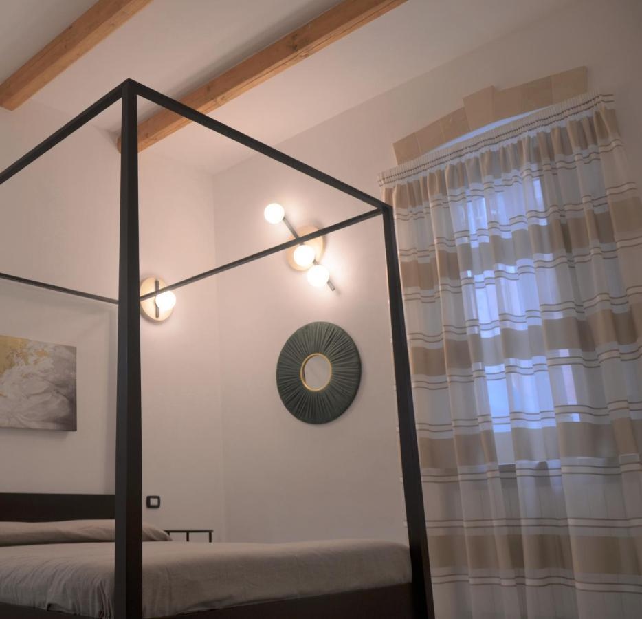 The Court Suites & Spa Taranto Exterior foto
